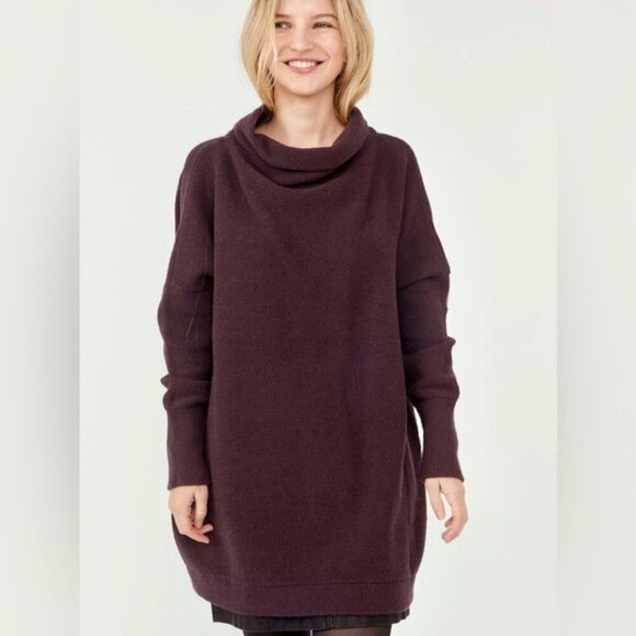 Free People Sweaters - NWT- Free People “Ottoman Slouchy Tunic” (Black Raisin) - Size small